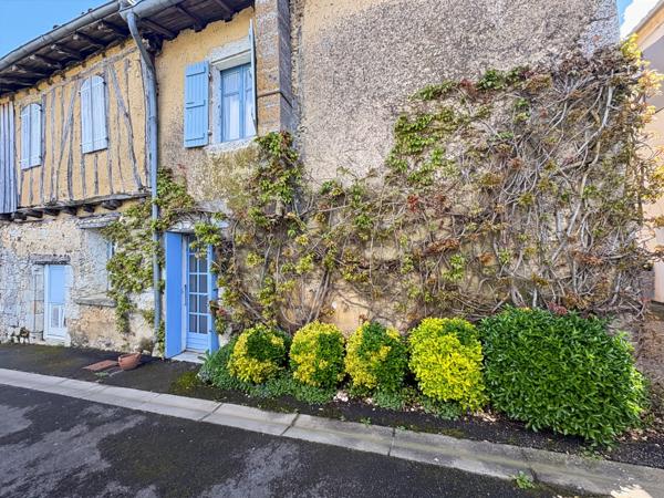 Maison à vendre 6 pièces GONDRIN (32)