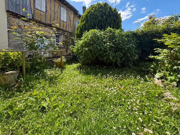 Maison à vendre 6 pièces GONDRIN (32)