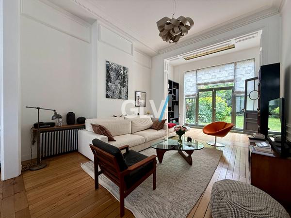 Élégante maison familiale de 335 m², Adresse prisée République , Lille