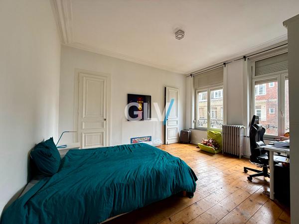 Élégante maison familiale de 335 m², Adresse prisée République , Lille