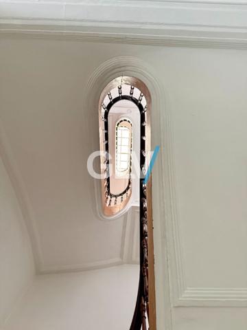 Élégante maison familiale de 335 m², Adresse prisée République , Lille