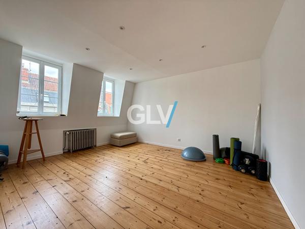 Élégante maison familiale de 335 m², Adresse prisée République , Lille