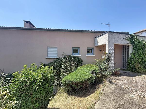 l'ETRAT Maison de 164m2 implantée sur 730m2 de terrain