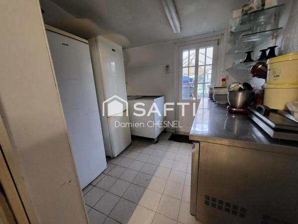 Bar tabac FDJ restaurant avec logement