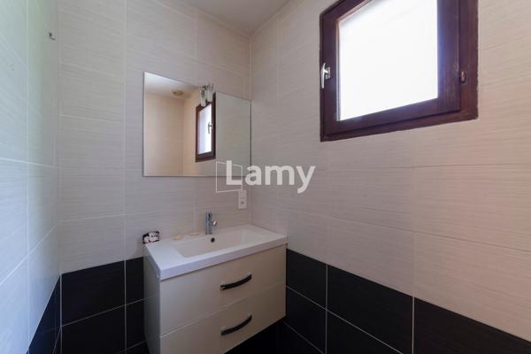 Les auxons – maison 135 m² – 5 chambres – 9 ares
