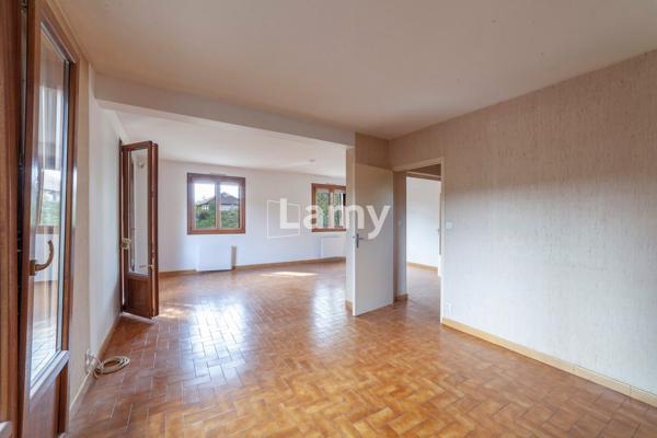 Les auxons – maison 135 m² – 5 chambres – 9 ares