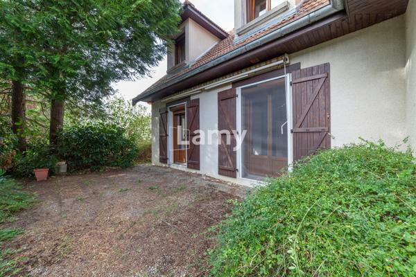 Les auxons – maison 135 m² – 5 chambres – 9 ares