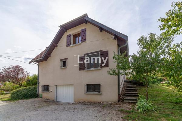 Les auxons – maison 135 m² – 5 chambres – 9 ares