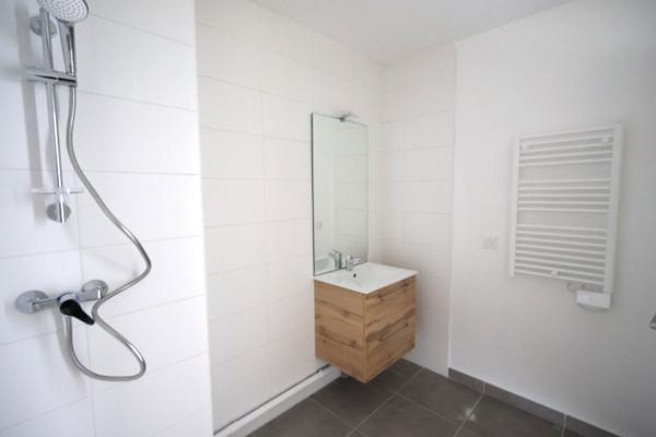 Appartement T3 avec terrasse - Manosque - Réf:119 - N06 - Manosque - Réf. 119 - N06