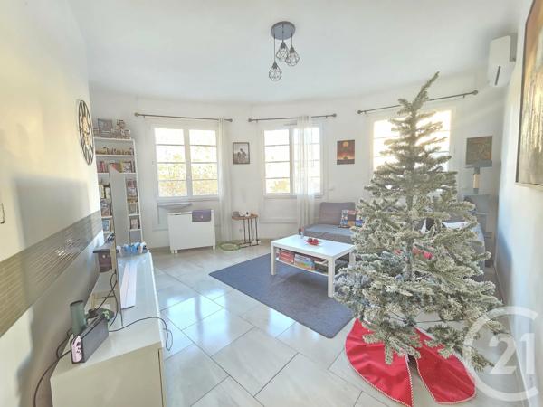 Appartement F3 à vendre  3 pièces - 64,88 m 2   LA SEYNE SUR MER  - 83