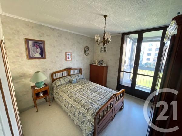 Appartement F3 à vendre  3 pièces - 64,88 m 2   LA SEYNE SUR MER  - 83