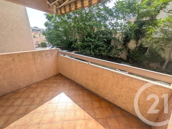 Appartement F3 à vendre  3 pièces - 64,88 m 2   LA SEYNE SUR MER  - 83