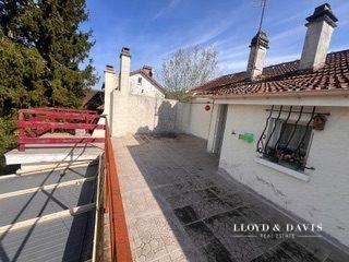 Maison avec dépendance et terrasse – beau potentiel après rénovation
