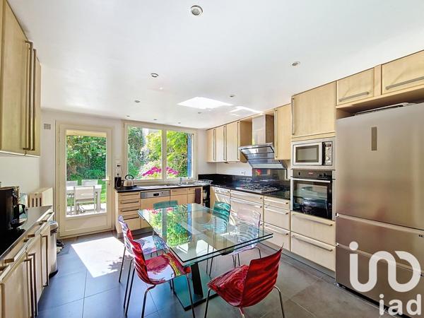 Maison 5 pièces de 103 m² à Versailles (78000)