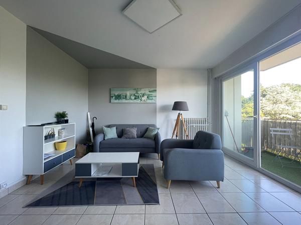 Appartement à louer à Angers 3 chambres avec balcon, belle pièce de vie