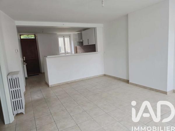 Location appartement 3 pièces 72,49 m² Villeneuve-sur-Yonne