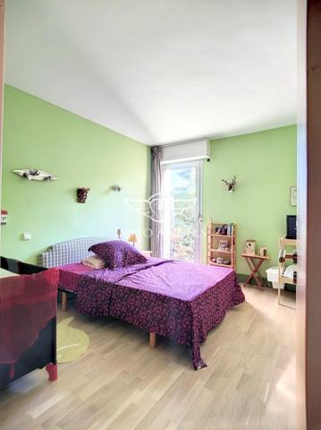 JUVIGNAC QUARTIER LA PLAINE,  VILLA DE 209 M² AVEC PISCINE ET GARAGE