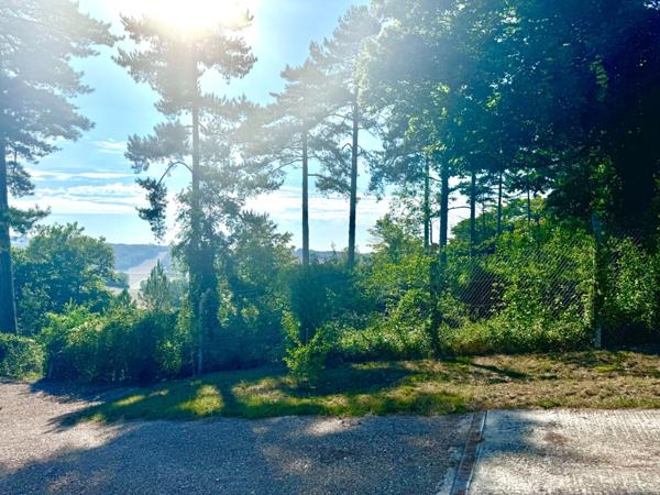 Appartement à louer 2 pièces GUERVILLE (78) - chambre en mezzanine - 1 place de parking