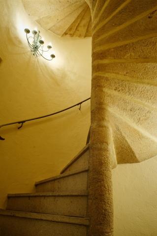 Ensemble immobilier résidentiel et commerce