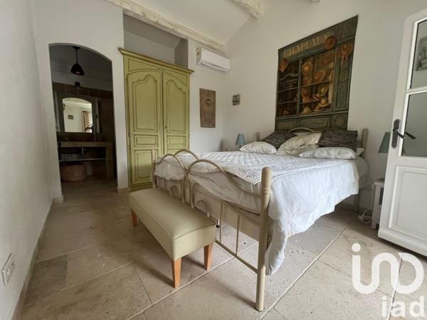 Bastide 10 pièces de 295 m² à Saint-Rémy-de-Provence (13210)