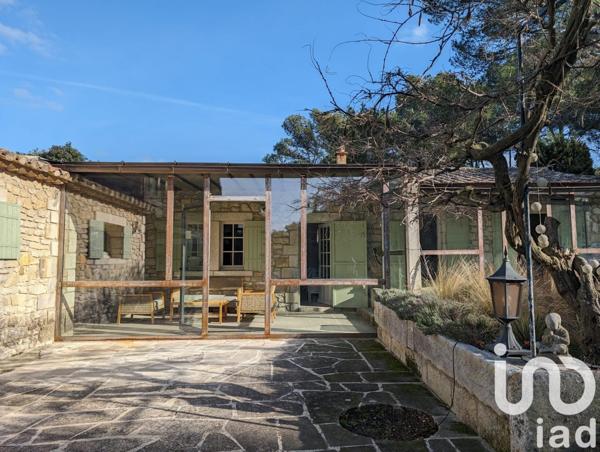 Bastide 10 pièces de 295 m² à Saint-Rémy-de-Provence (13210)
