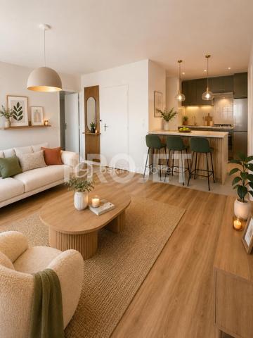 Tours Nord – Maginot

Au sein d’une résidence récente de 2015, sécurisée, parfaitement entretenue et conforme aux normes PMR, découvrez ce superbe appartement 2 pièces de 42 m², entièrement rénové avec goût, situé au 3ᵉ et dernier étage avec ascenseur.

Dès l’entrée, un placard intégré optimise les espaces de rangement. La pièce de vie, lumineuse et conviviale, dispose d’une cuisine ouverte aménagée et équipée, prolongée par une magnifique terrasse couverte de 15 m² exposée Ouest, idéale pour profiter des belles soirées en extérieur.

L’espace nuit se compose d’une chambre avec placard ainsi que d’une salle d’eau moderne avec WC.

Possibilite de compléter l’ensemble par une place de stationnement privative en sous-sol  avec supplément.

Un vrai confort au quotidien : le chauffage ainsi que l’eau chaude sont compris dans les charges de copropriété.

Un appartement clé en main, idéal pour un premier achat, un pied-à-terre ou un investissement de qualité !