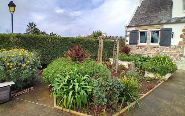 Maison à vendre    6 pièces •  Henvic