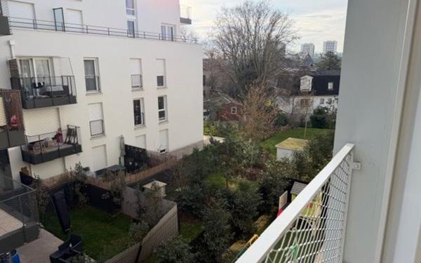 Appartement à vendre    1 pièce • 27 m2 Longjumeau