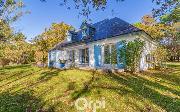 Maison à vendre    6 pièces • 222 m2 Carnac