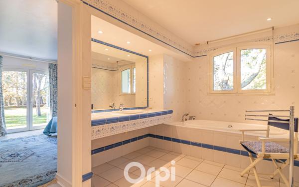 Maison à vendre    6 pièces • 222 m2 Carnac