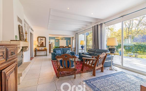 Maison à vendre    6 pièces • 222 m2 Carnac