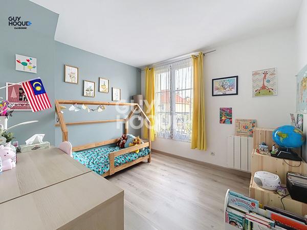 EAUBONNE Quartier pavillonnaire ! Pavillon 96m² avec 3 chambres et garage.