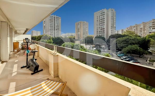 Appartement à louer    3 pièces • 81,20 m2 Toulon