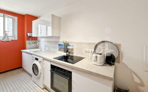 Appartement à louer    3 pièces • 81,20 m2 Toulon