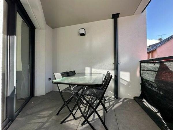 Appartement à louer    1 pièce •  Cruseilles