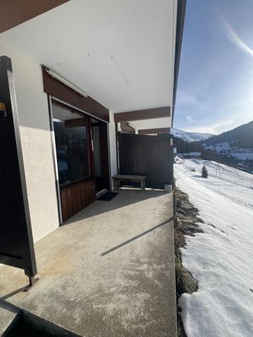 Bel emplacement sur La Clusaz pour ce rez de jardin