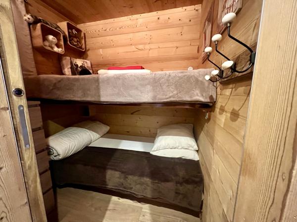 Bel emplacement sur La Clusaz pour ce rez de jardin