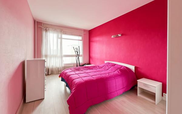 Appartement à vendre    3 pièces • 102,16 m2 Montélimar