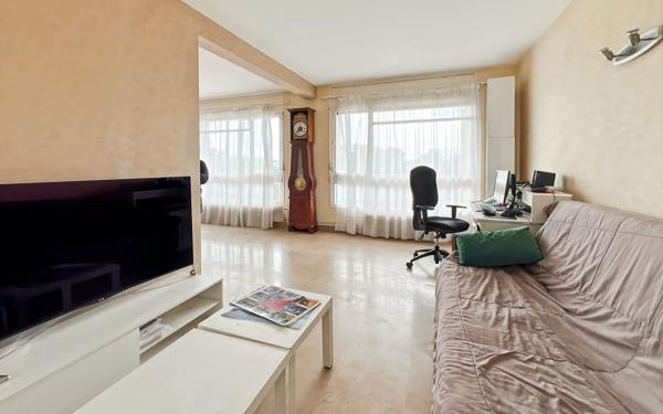 Appartement à vendre    3 pièces • 102,16 m2 Montélimar