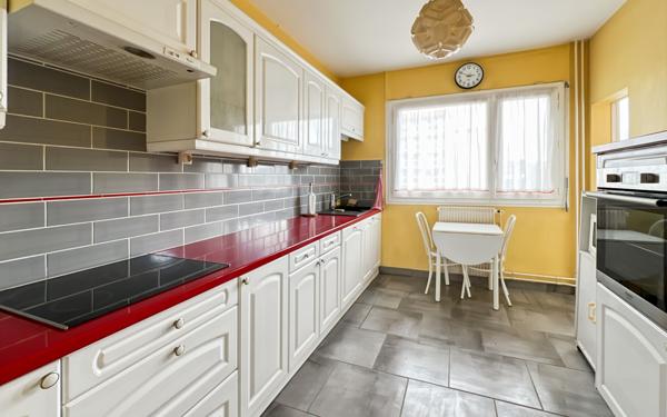 Appartement à vendre    3 pièces • 102,16 m2 Montélimar