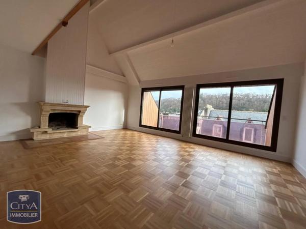 Appartement à louer 3 pièces 109.29m²