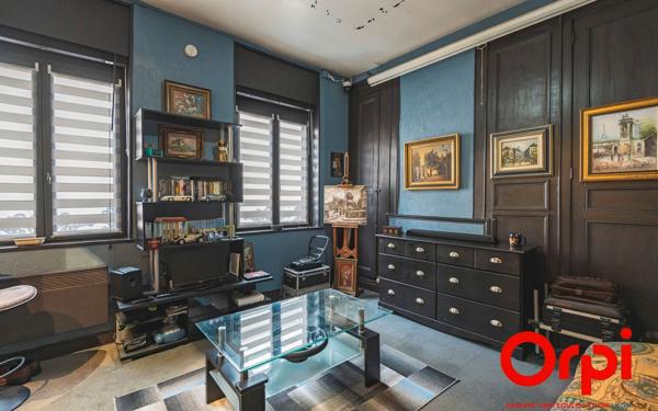 Immeuble à vendre    6 pièces •  Saint-Quentin