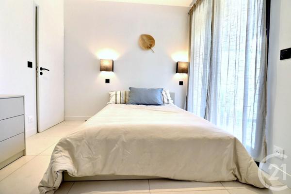 Appartement T3 à vendre  3 pièces - 50 m2 FREJUS - 83