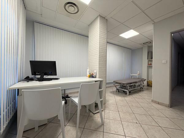 Local commercial 150 m2 - Charpennes, Villeurbanne - proche du métro