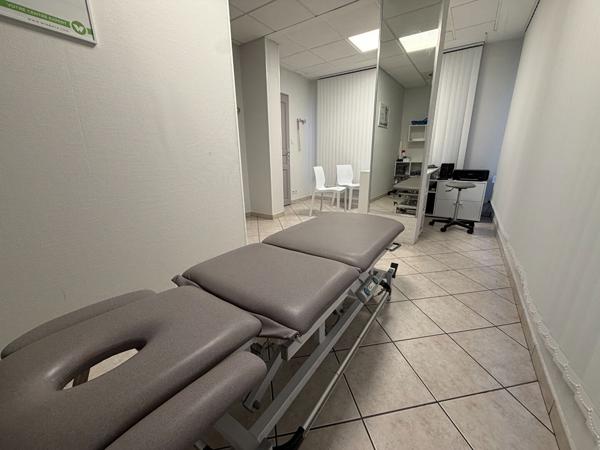Local commercial 150 m2 - Charpennes, Villeurbanne - proche du métro
