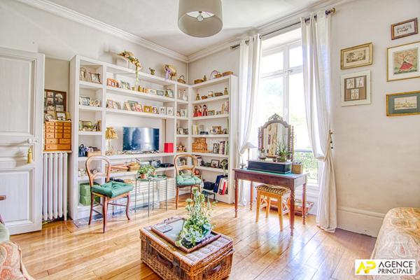Le Chesnay St-Jean limite Versailles Appartement 4 pièces 82 m² carrez avec terrasse €623 000 ** - Référence 25821