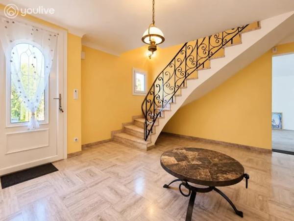 Maison familiale 125 m² avec fort potentiel – au calme, proche de la forêt