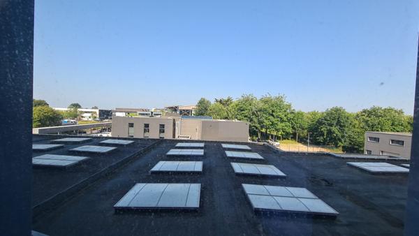 Bureau 2 pièces - 74 m²