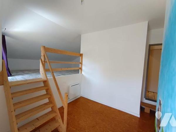 À vendre ? Maison de caractère avec vue sur les vignes de Jongieux

Située dans le village de...