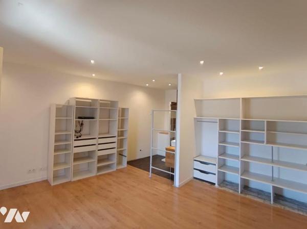 À vendre ? Maison de caractère avec vue sur les vignes de Jongieux

Située dans le village de...